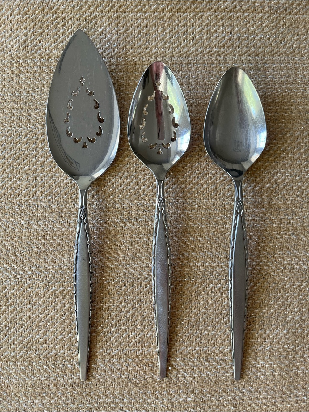 Venetia Stainless by ONEIDA Serving Utensils (3 pcs)
